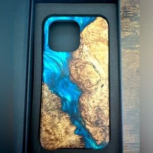 Carved Live Edge Case